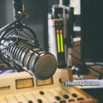 Catatan Program Radio yang Sangat Banyak Didengarkan